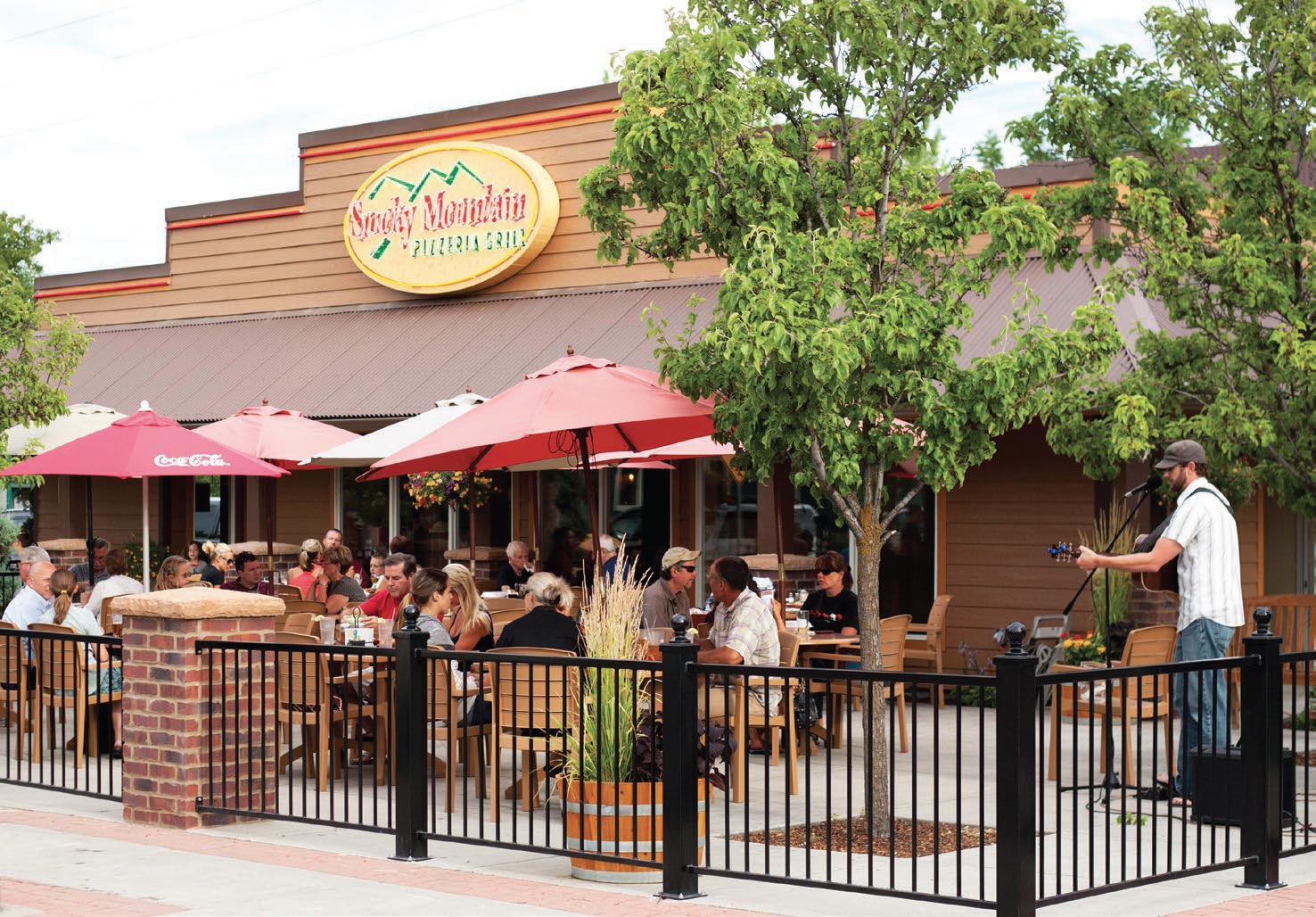 pizza-pasta-patios-smoky-mountain-pizzeria-grill